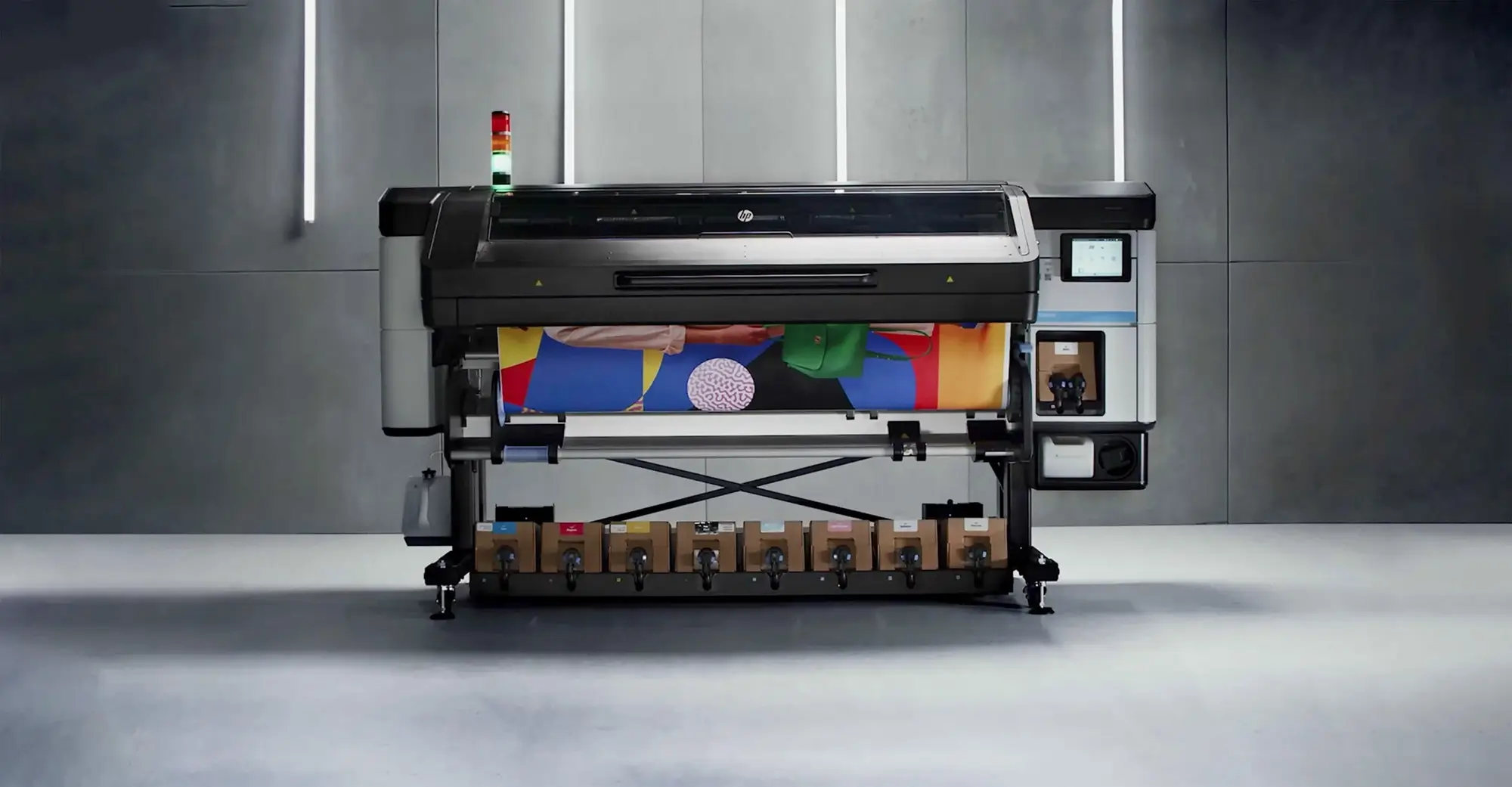 Industrial design of a printer for HP by Nacar Agency